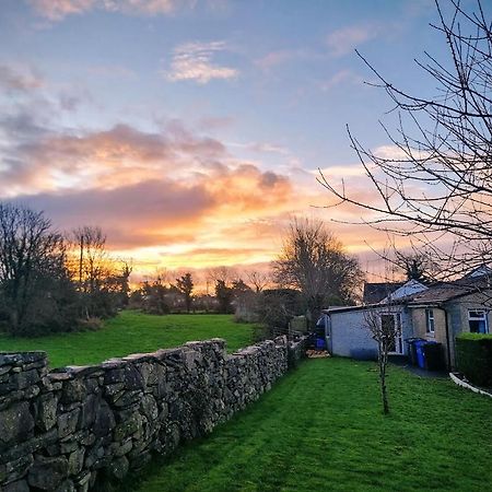 Annie Dee'S Guest Accommodation Ballygowan Bagian luar foto